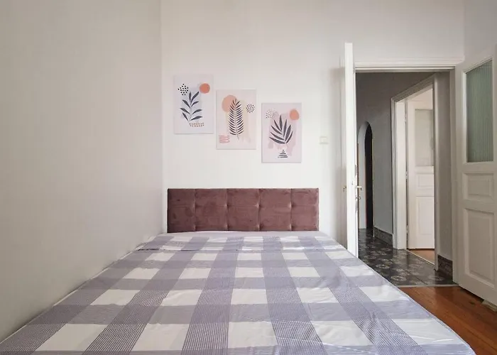 An Elegant 2 Bedroom Apartment With Stunning View
